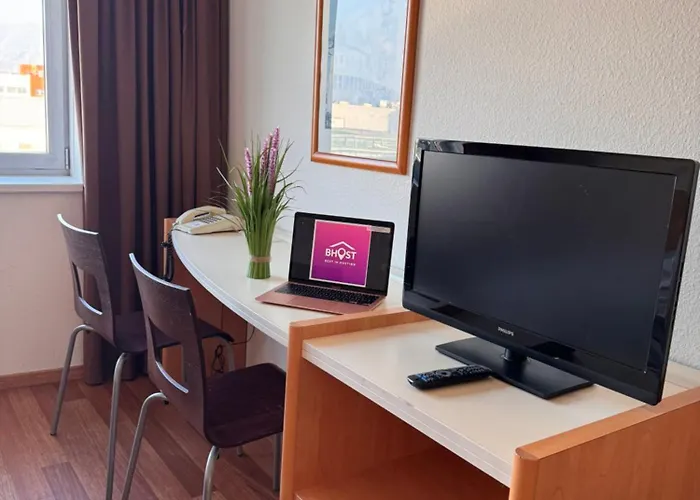 Best In Hosting - Self Check In Hotel